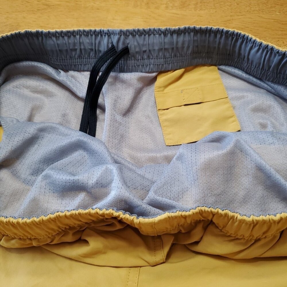 LL Bean Swim Shorts Mens XL Yellow Mesh Lined Supplex Trunks Board Shorts 503782 - Picture 7 of 11